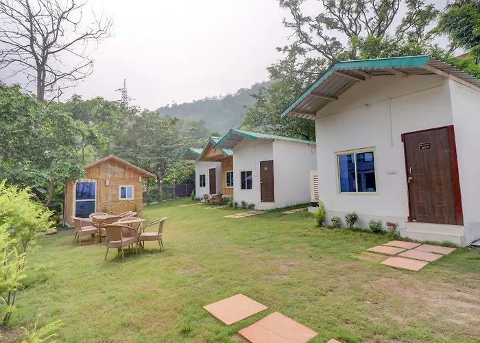 Hotel O Tapovan Rise Cottages And Cafe